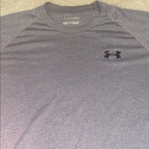 🦋 Under Armour shirt!